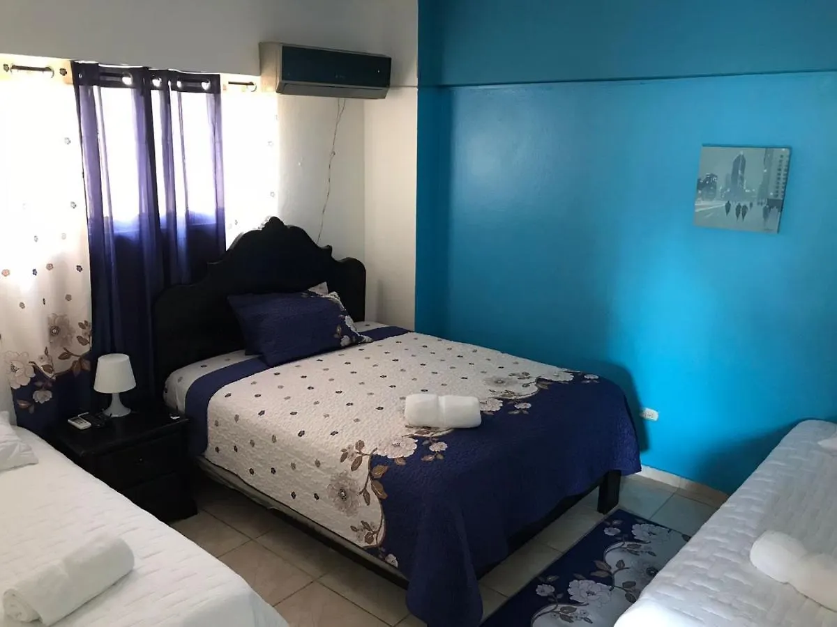 Hostal Magisterial Santo Domingo 0*,